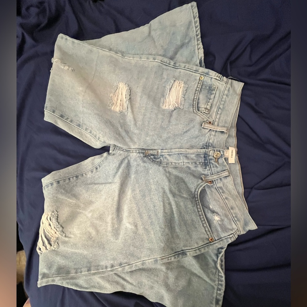 Forever 21 Light Blue Boyfriend Jeans